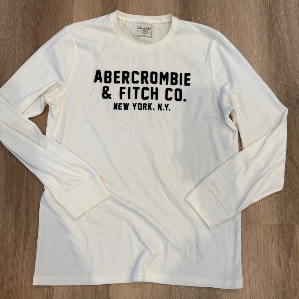 Abercrombie & Fitch Cream Crew Neck Tee